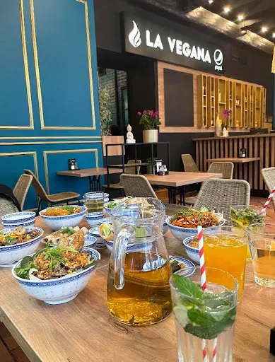 LA VEGANA